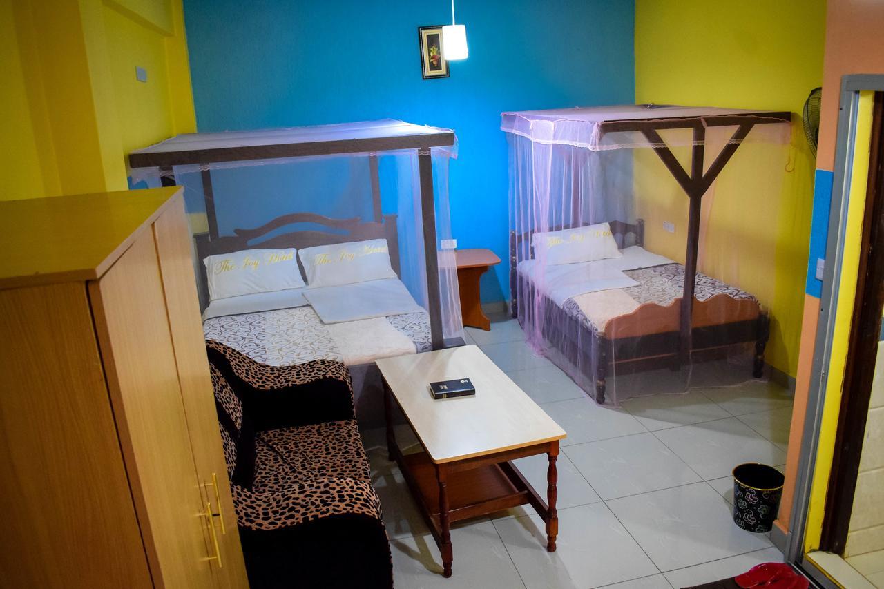 The Joy Hotel Voi Buitenkant foto